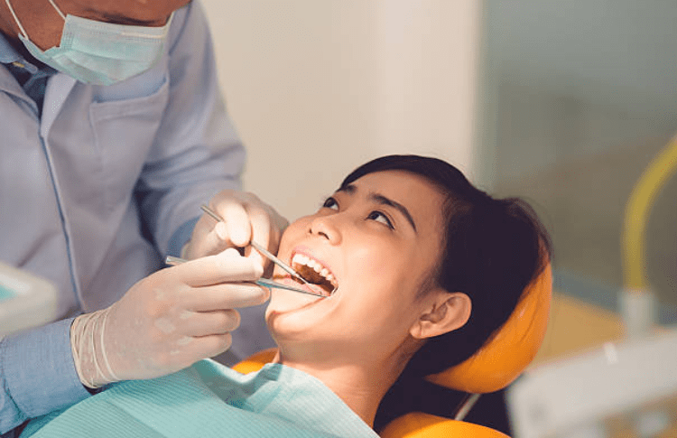 rối loạn khớp thái dương hàm cũng là một nguyên nhân gây ù tai
