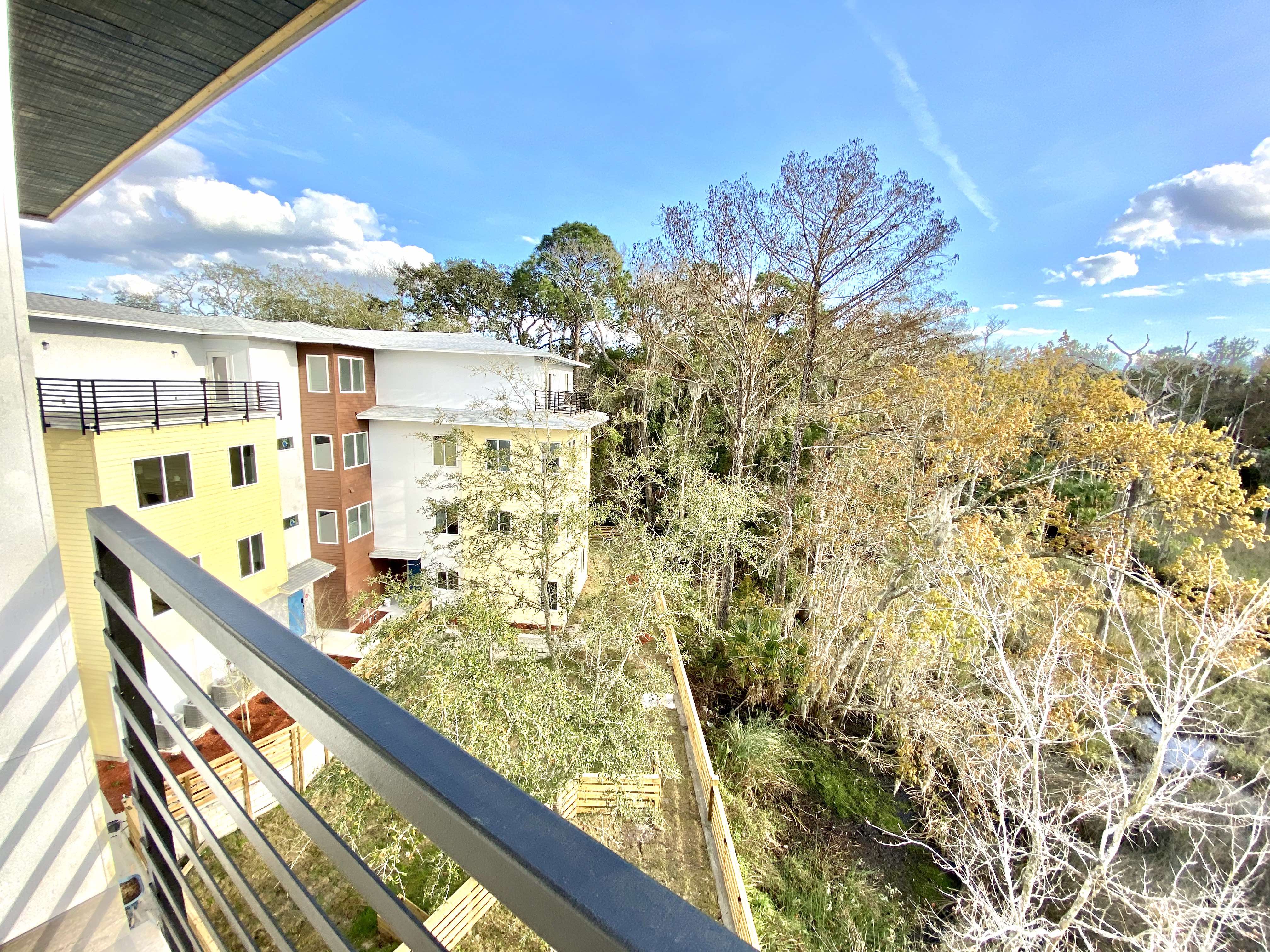 Miller Creek Apartments by Modweller