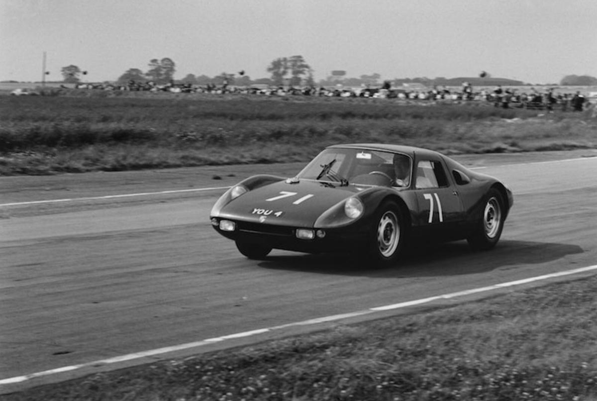Dickie Stoop Porsche 904 — Maxted-Page historic Porsche