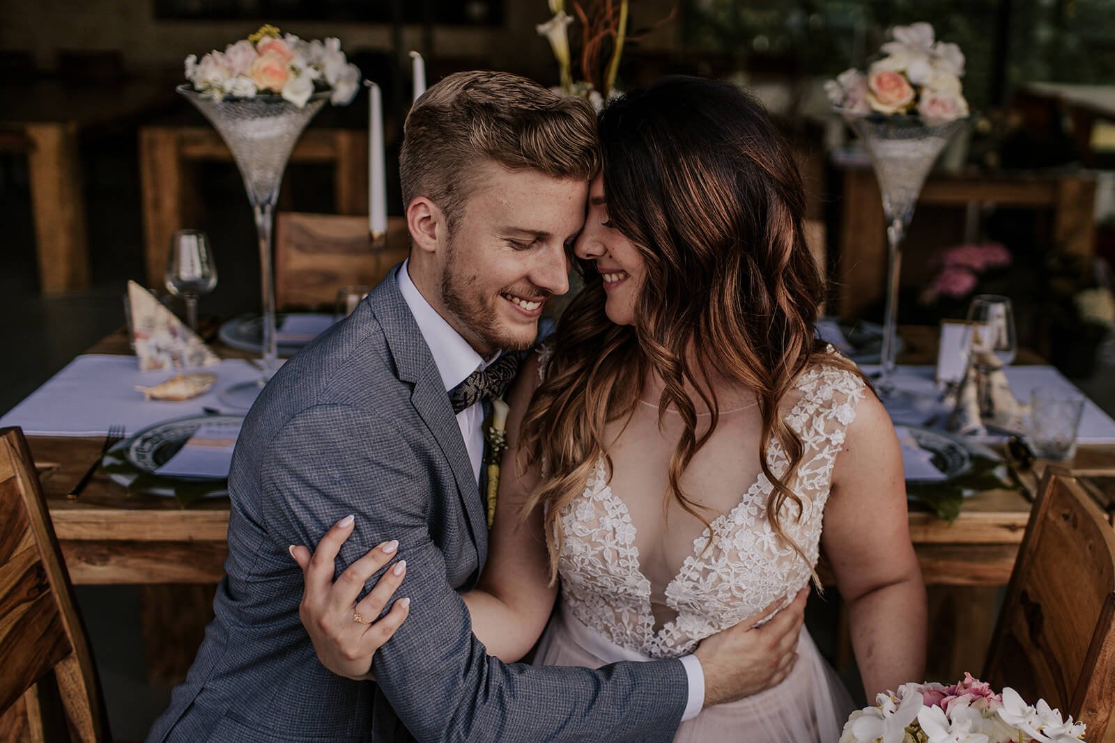 Bilderstrecke des Styled Shoots "Reise in Glück. (Bilder: Vasil Bituni)
