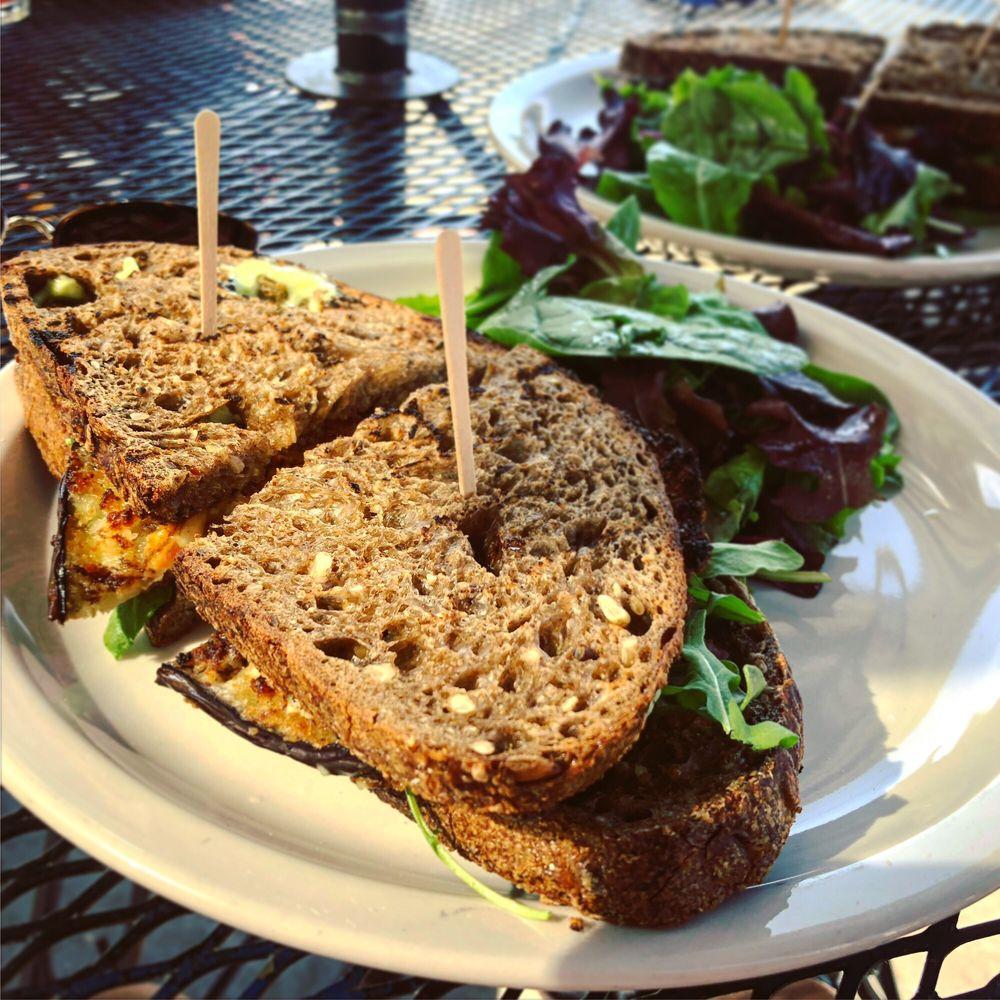 Most Iconic Sandwich Shops In Sacramento For Great GrabandGo Hoagies