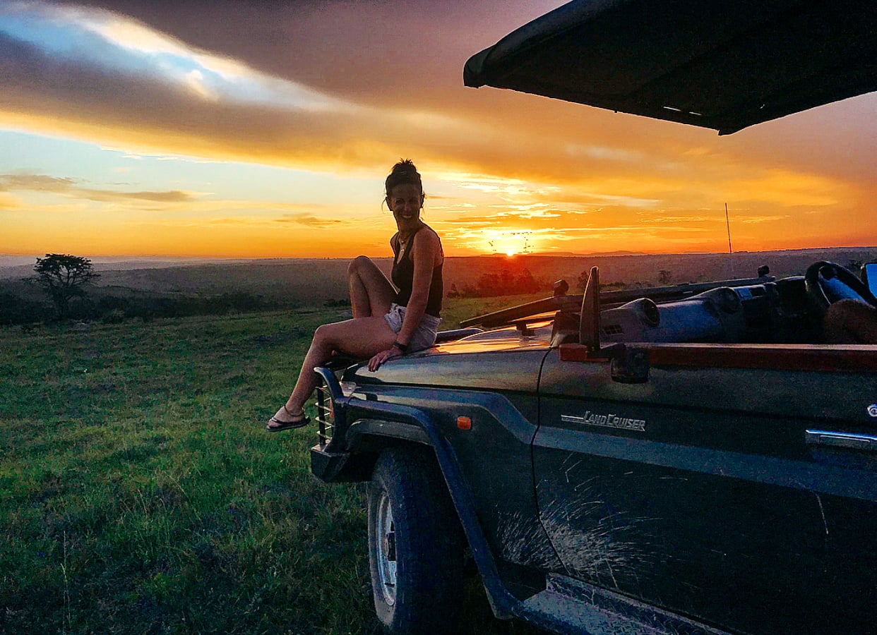 Travel the world as a veterinary nurse
