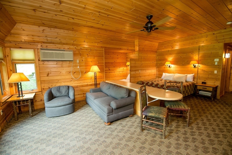 Wilson's Cabin Wisconsin Lake Resort Lodging