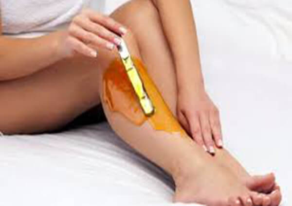 cách tẩy ria mép bằng mật ong