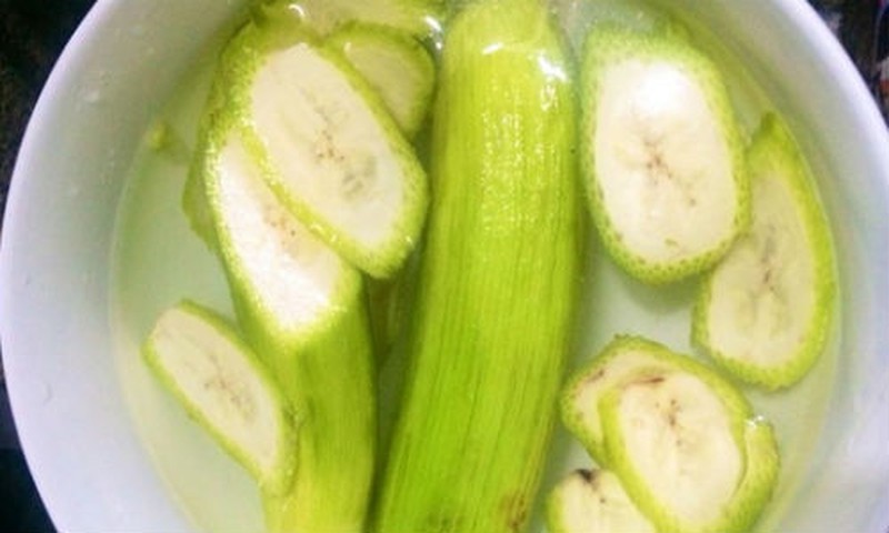 Chuối xanh trị chàm hiệu quả ra sao