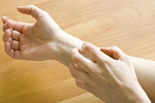 Ngứa da vào ban đêm Có nguy hiểm không