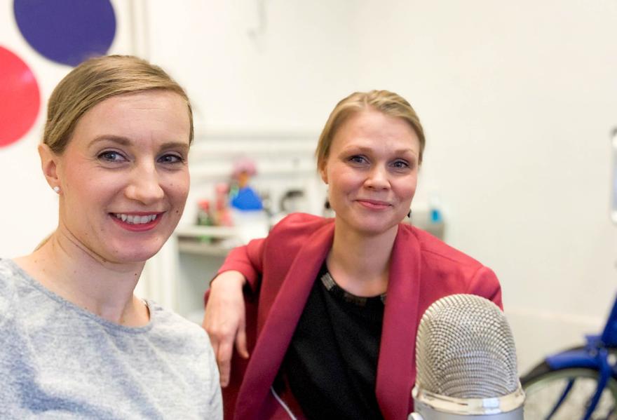 Sara Härmälä ja Sirkku Jauhiainen