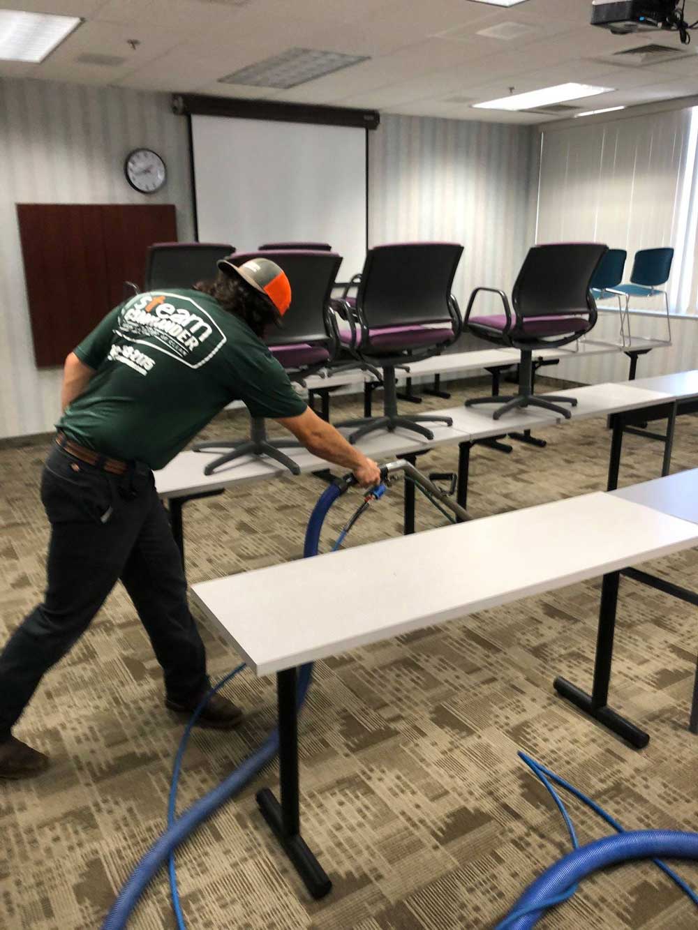 Commercial carpet cleaning in Brownwood, TX