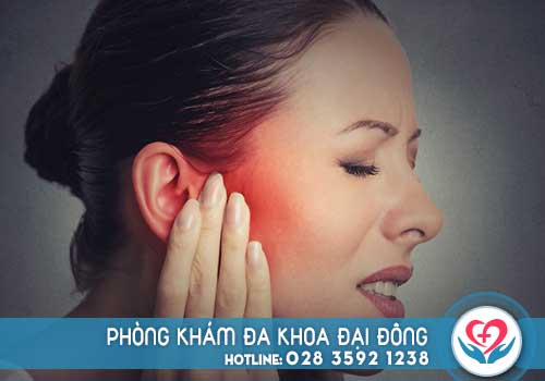 Đau nhức bên trong lỗ tai