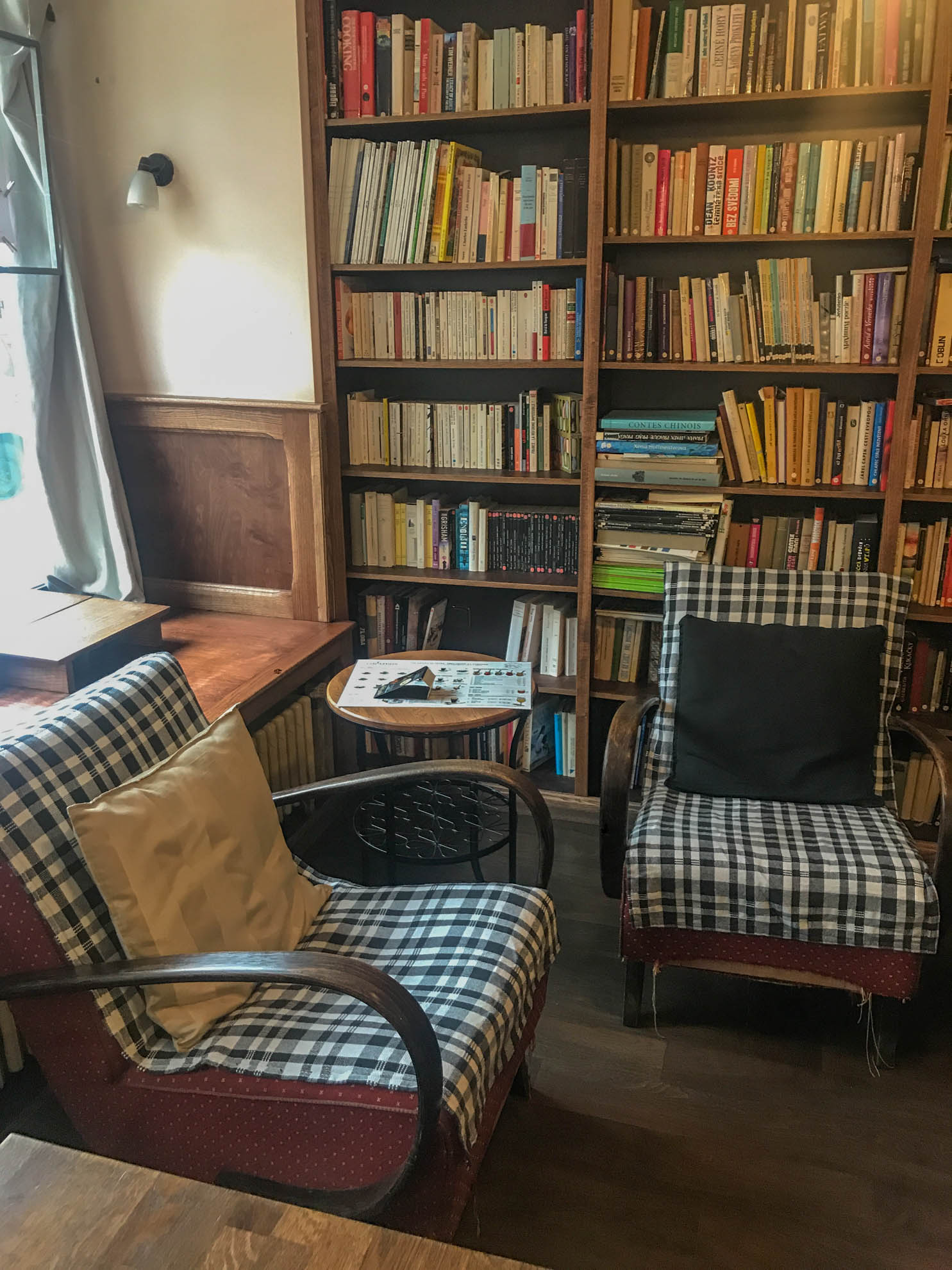 Cafe AdAstra gauč