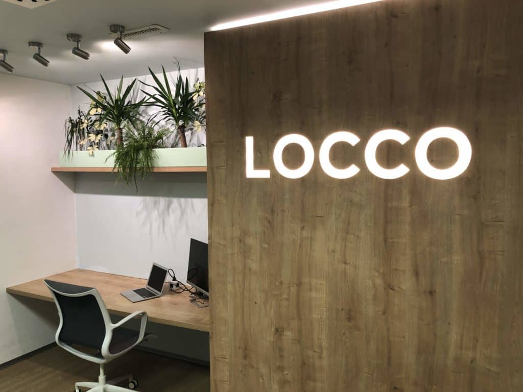 kancelář v kavárně Locco