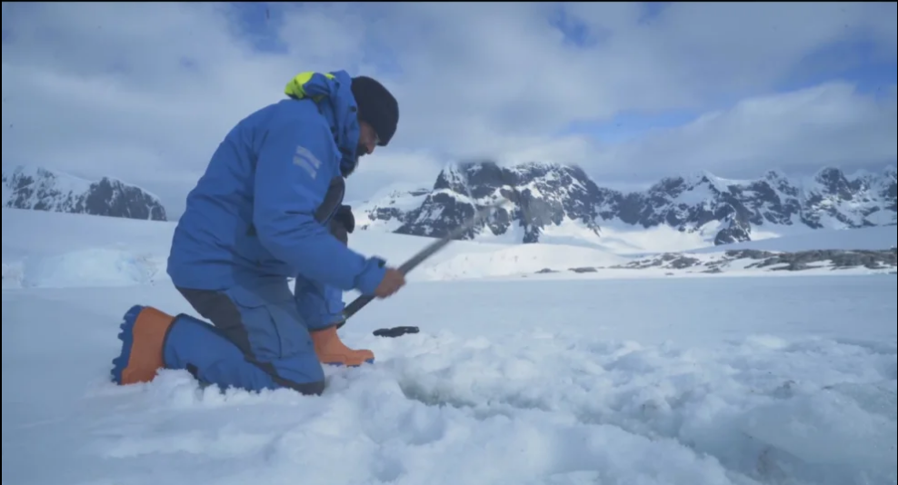 anchoring in ice