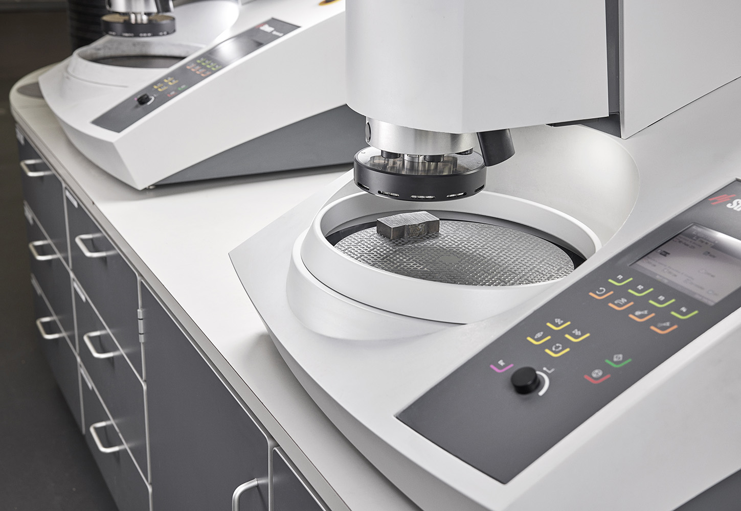 specimen holder struers Struers Metalinspec