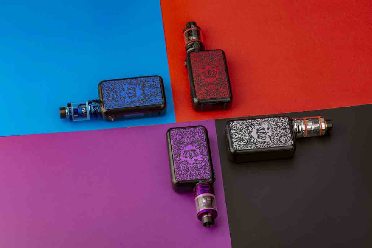 sigarette elettroniche colorate in primo piano