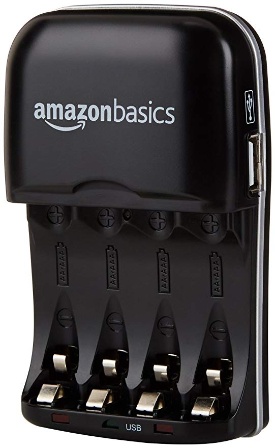 caricatore amazon basics nero