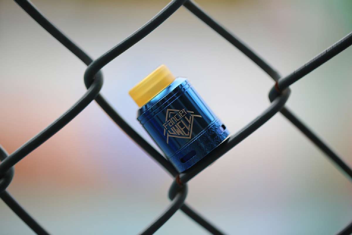 aroma blu in primo piano