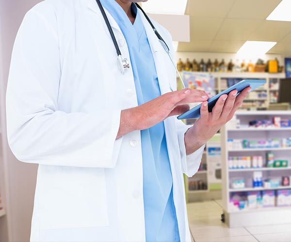 doctor-using-a-tablet