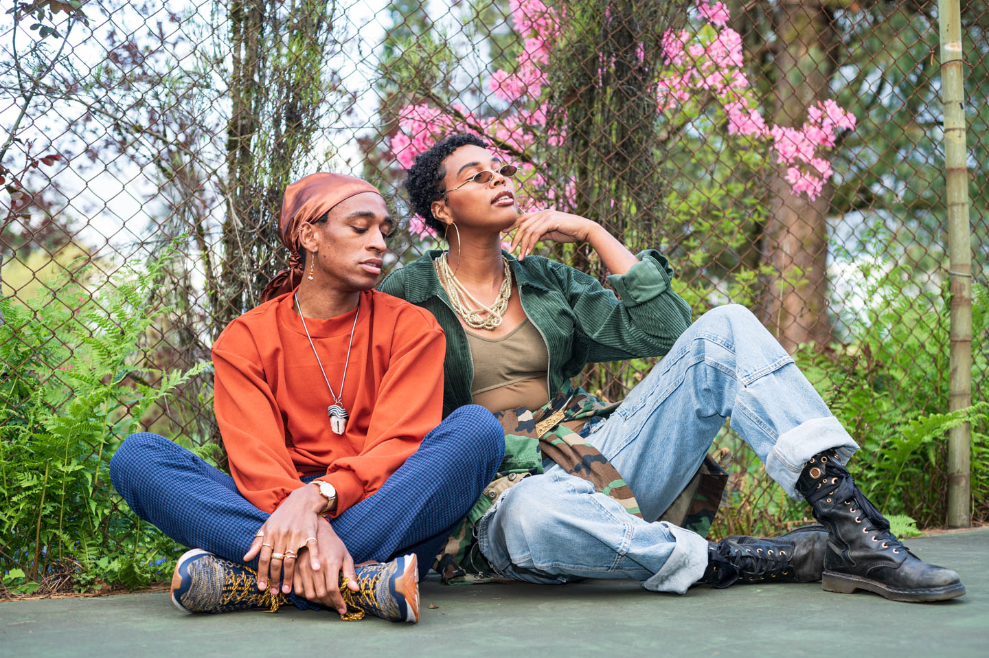lifestyle photoshoot with two fashion models on-location