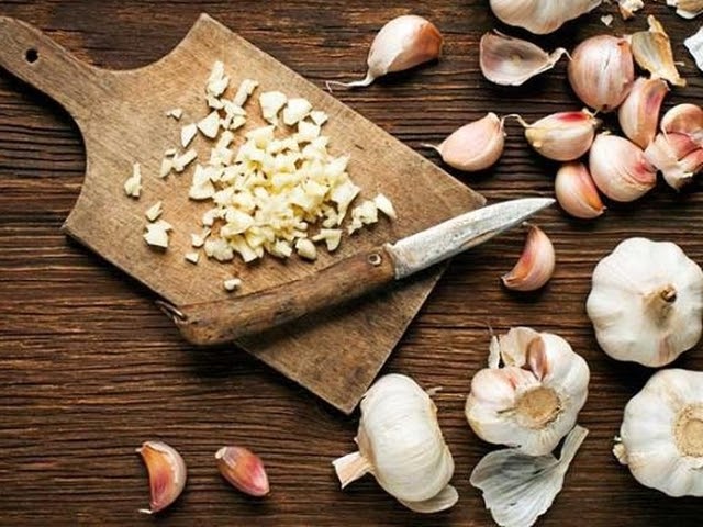 Bài thuốc dân gian chữa viêm lộ tuyến cổ tử cung