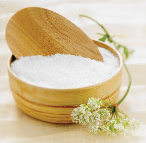 Cách trị thâm vùng kín bằng phèn chua