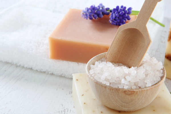 cách trị thâm vùng kín bằng phèn chua
