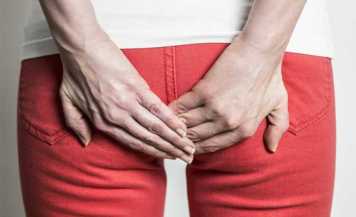 Hiện tượng hậu môn chảy nước vàng