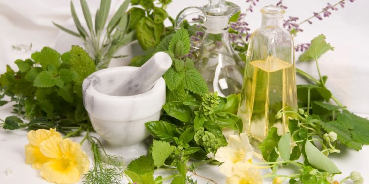 5 Cách chữa kinh nguyệt màu đen tại nhà hiệu quả