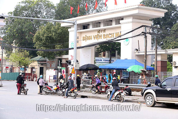 Khám bệnh xã hội ở Bệnh viện Bạch Mai