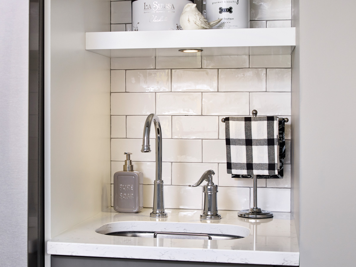 Here's How to install under lighting.