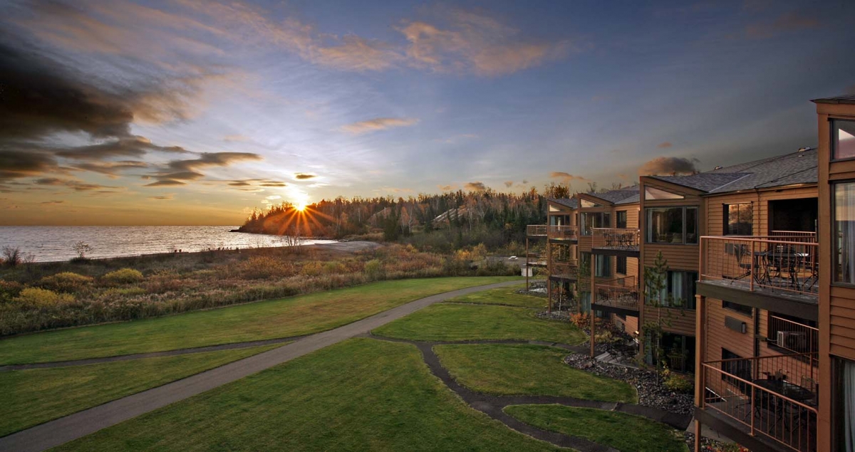Superior Shores Resort and Burlington Bay Condos