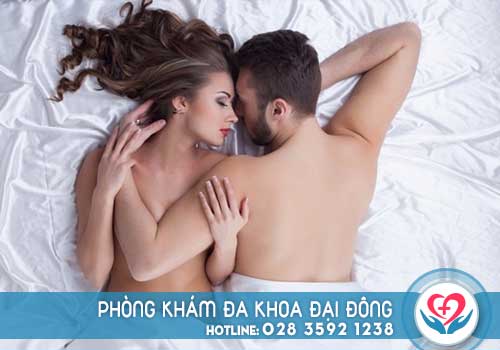 Đặt thuốc phụ khoa bị ngứa rát là do đâu