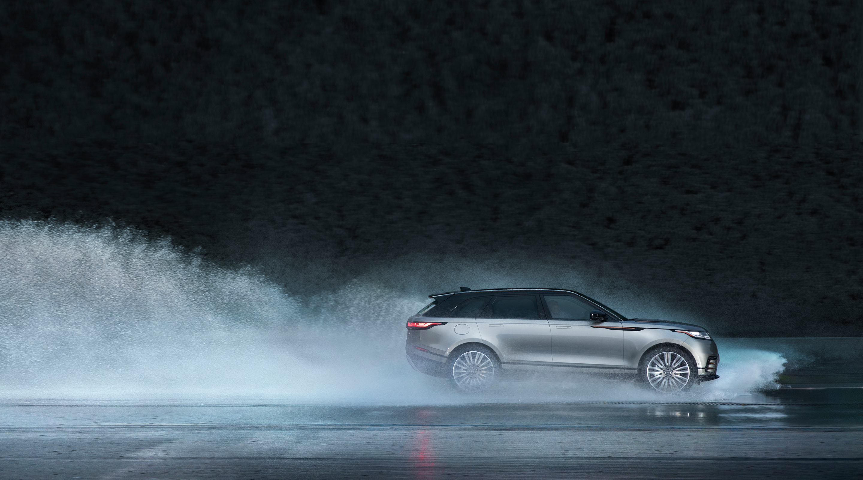 Rent a Range Rover Velar