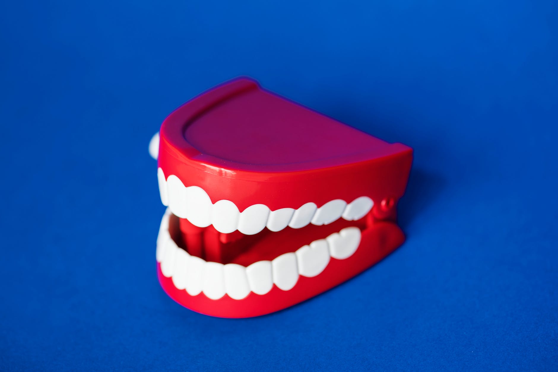 WISDOM TOOTH EXTRACTION: PROCEDURE, COMPLICATIONS, AND RECOVERY