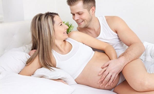 Đang mang bầu có nên quan hệ tình dục hay không? tốt hay xấu