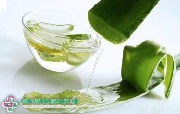Da bị cháy nắng nên làm gì - Nhanh chóng làm dịu vùng da đang bỏng rát