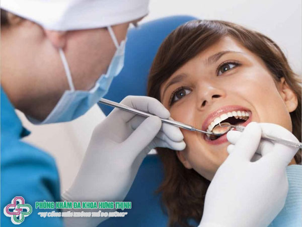 Hôi miệng nên làm gì - Đi khám bác sĩ chuyên khoa
