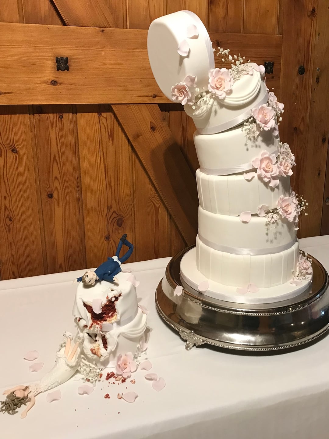 Novelty Wedding Cakes by Tracey Mann