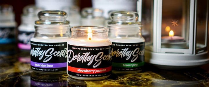 Dorothy Scents hand-poured scented soy candles, made of pure 100% essential oils