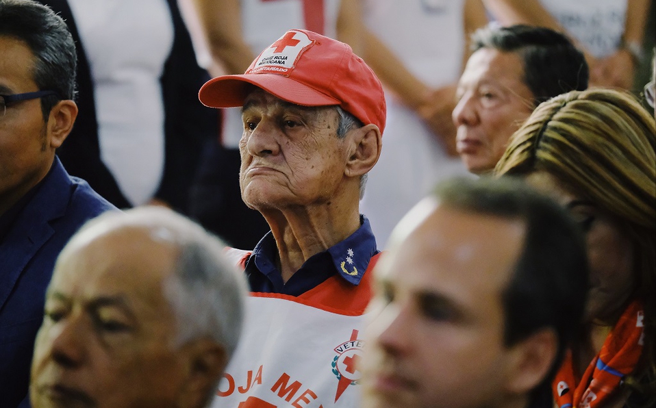Juan Roberto González dedicó 69 al servicio de voluntariado en la Cruz Roja Mexicana en Jalisco. (Especial)