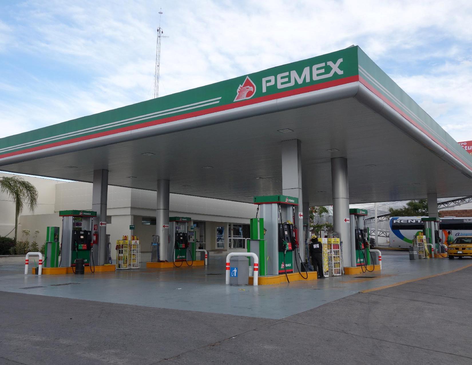 Resultado de imagen para gasolinería en querétaro