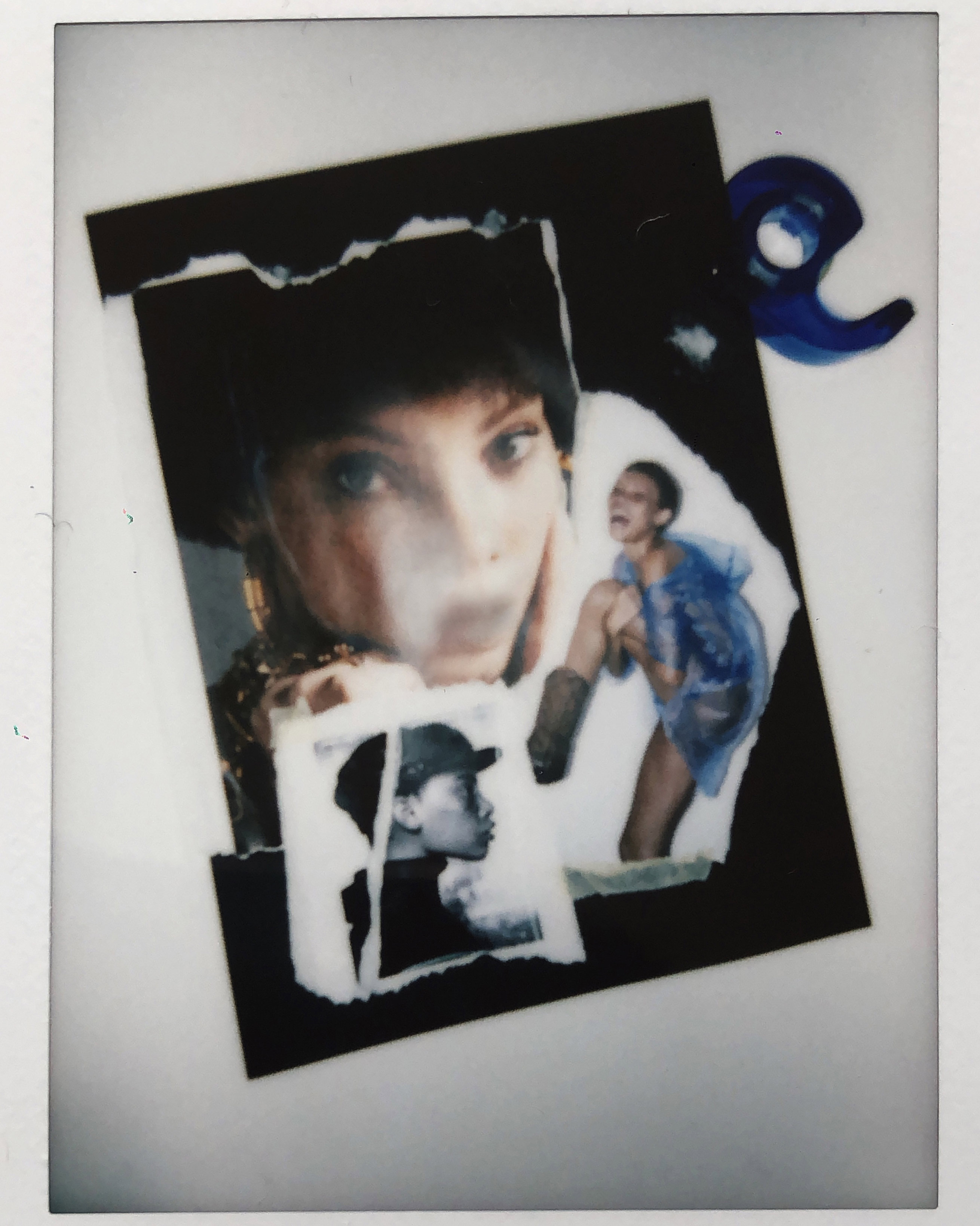 DANS-LE-VESTIAIRE-DE-AMANDA-RELEASED-PARIS-6