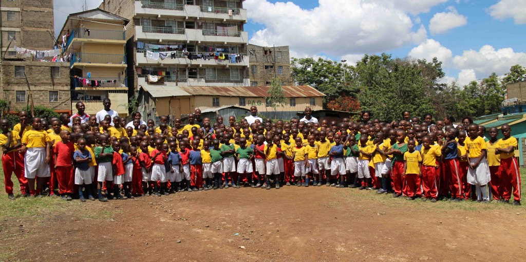 Kwa Watoto Group Photo3
