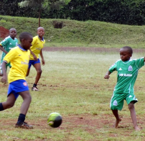 On the field, each football team comprised seven members, one player from each class, grades 1-7. Each match lasted 15 minutes, allowing for some of the students to compete in other track events that took simultaneously with the football matches.