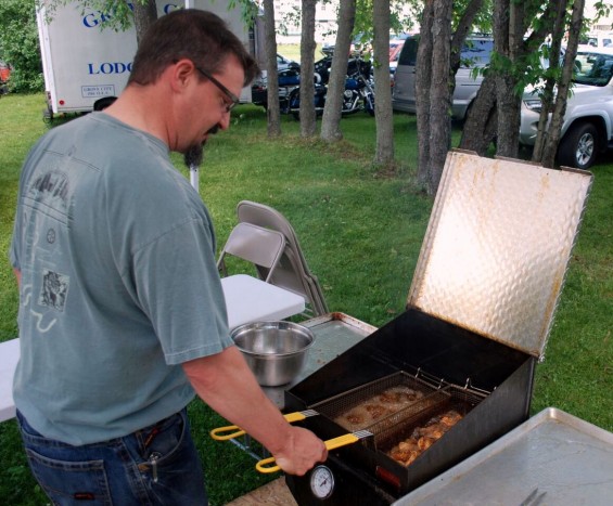 Master Wing Fryer - Sean Thomas