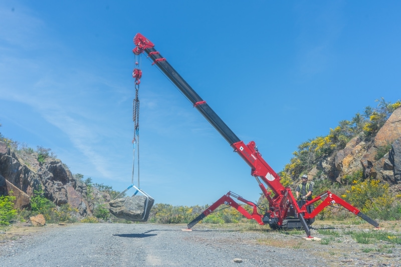 Mini Crane Rental & Lifting Consultant SOLOS Lifting Solutions