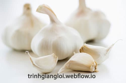 Dùng tỏi để điều trị sùi mào gà