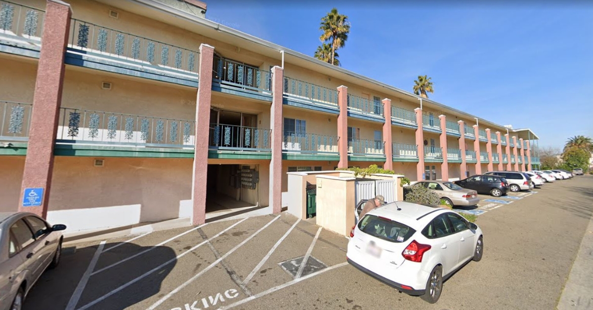 Ladi Senior Apartments