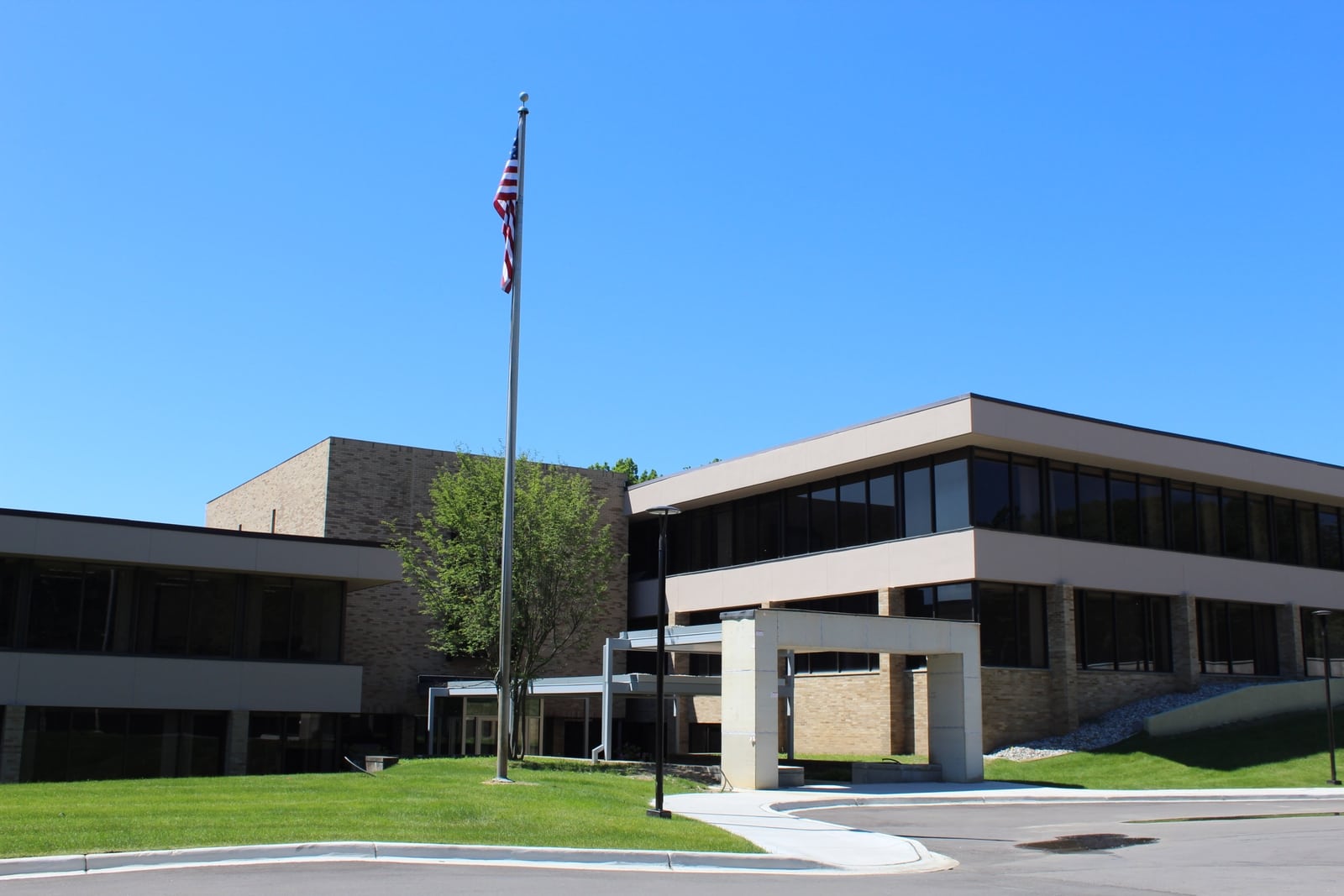 Bloomfield Hills Office Center