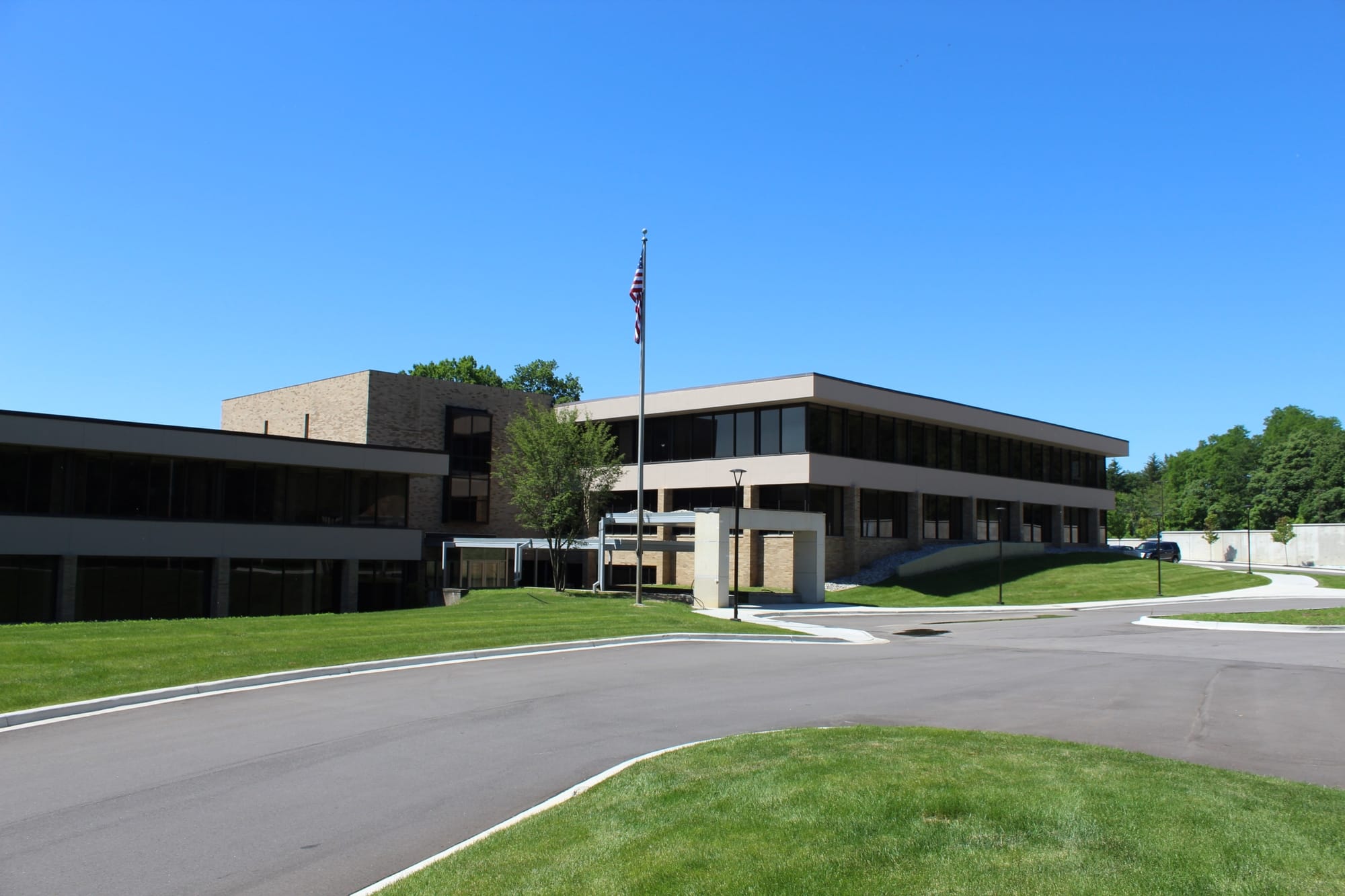 Bloomfield Hills Office Center