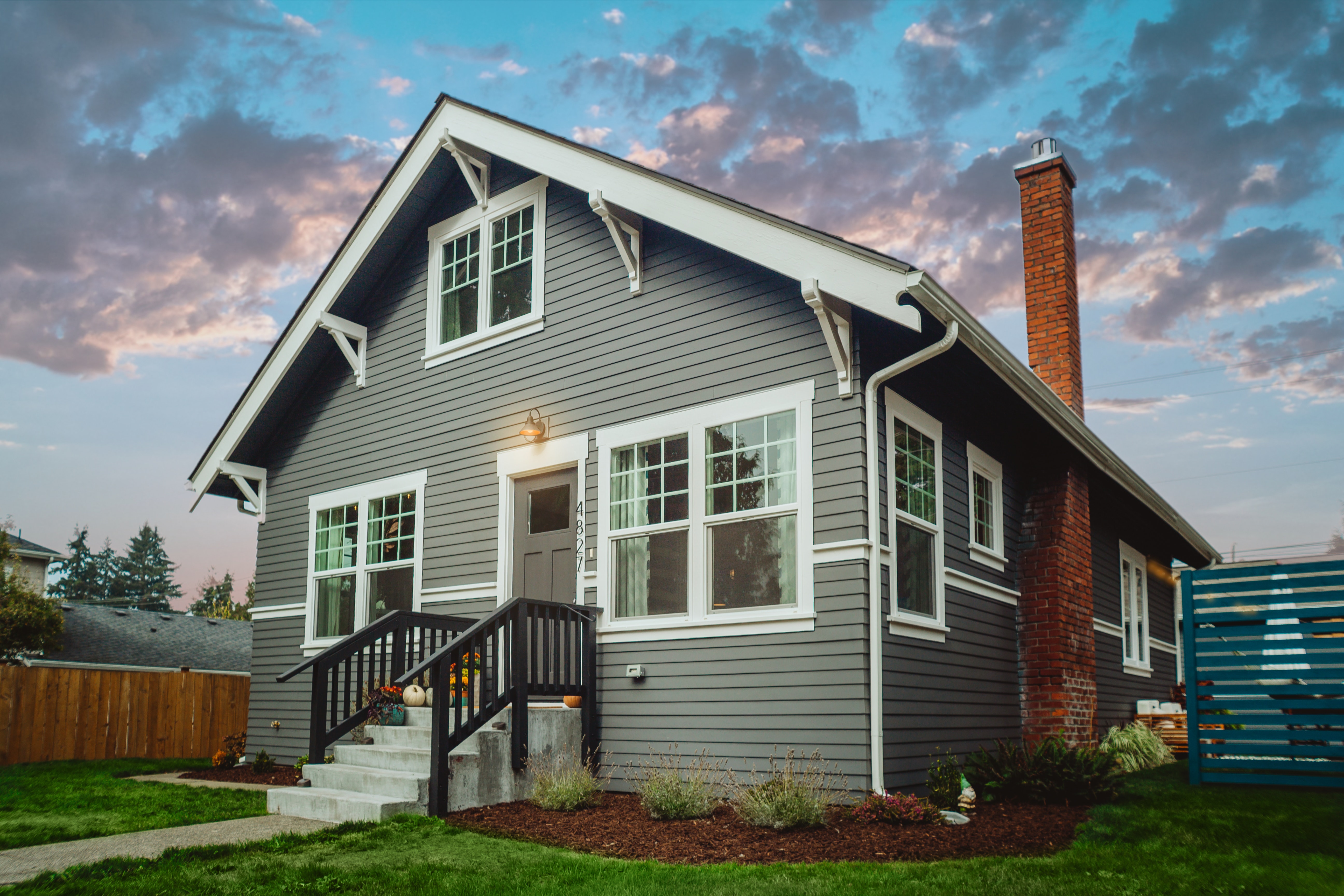 What costs are involved in flipping houses?